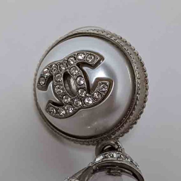 SOLD Chanel Clear Resin Teardrop Earrings - Picture 4 of 6